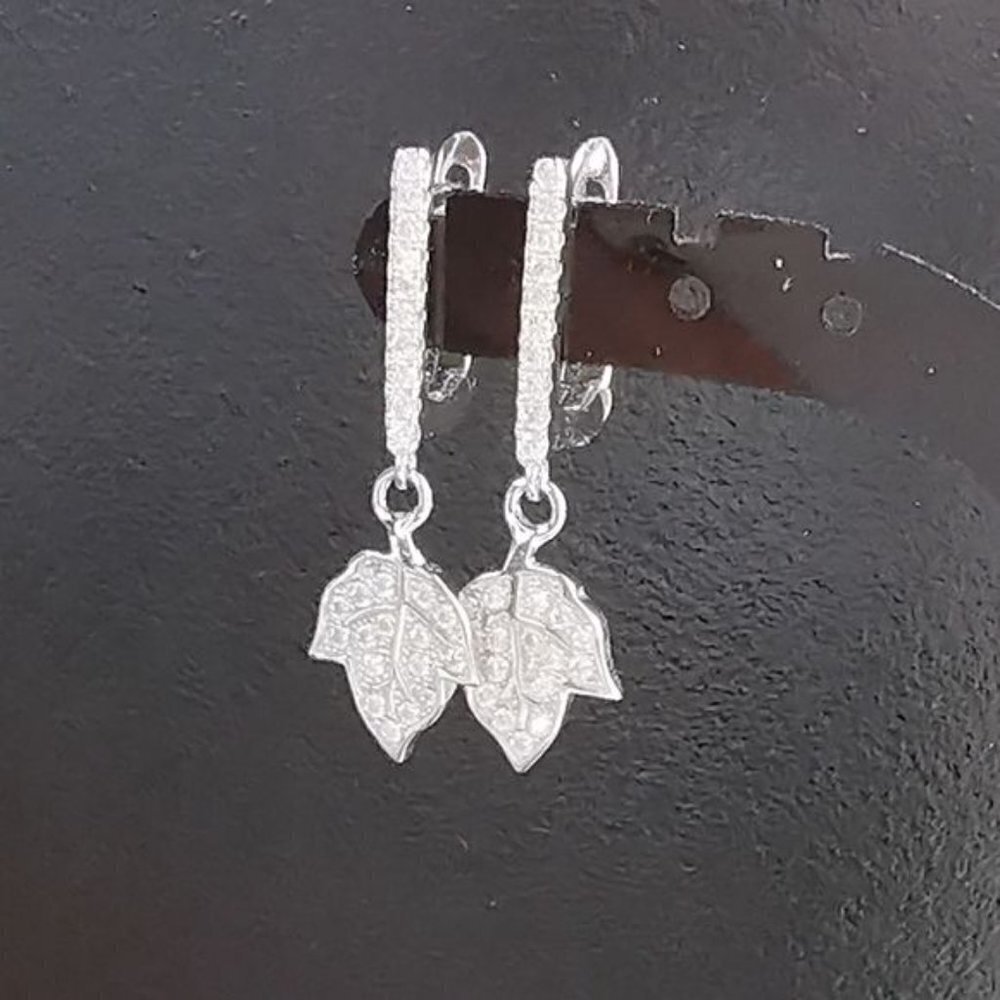 New Sterling silver cz modernist lever back earrings leaf design - Picture 7 of 7